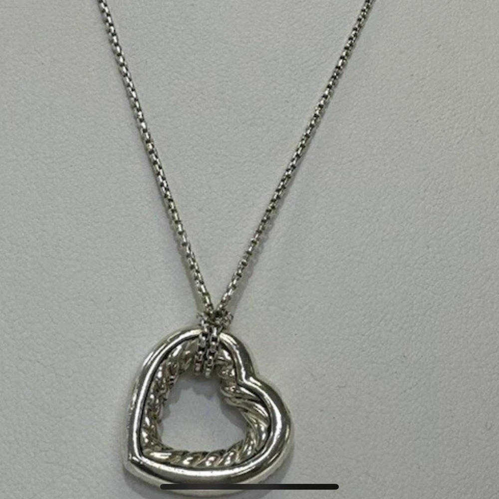David Yurman Elegant Silver Pendant Necklace